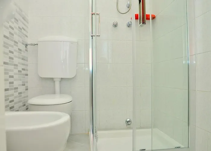 Biloba-gemini Bibione